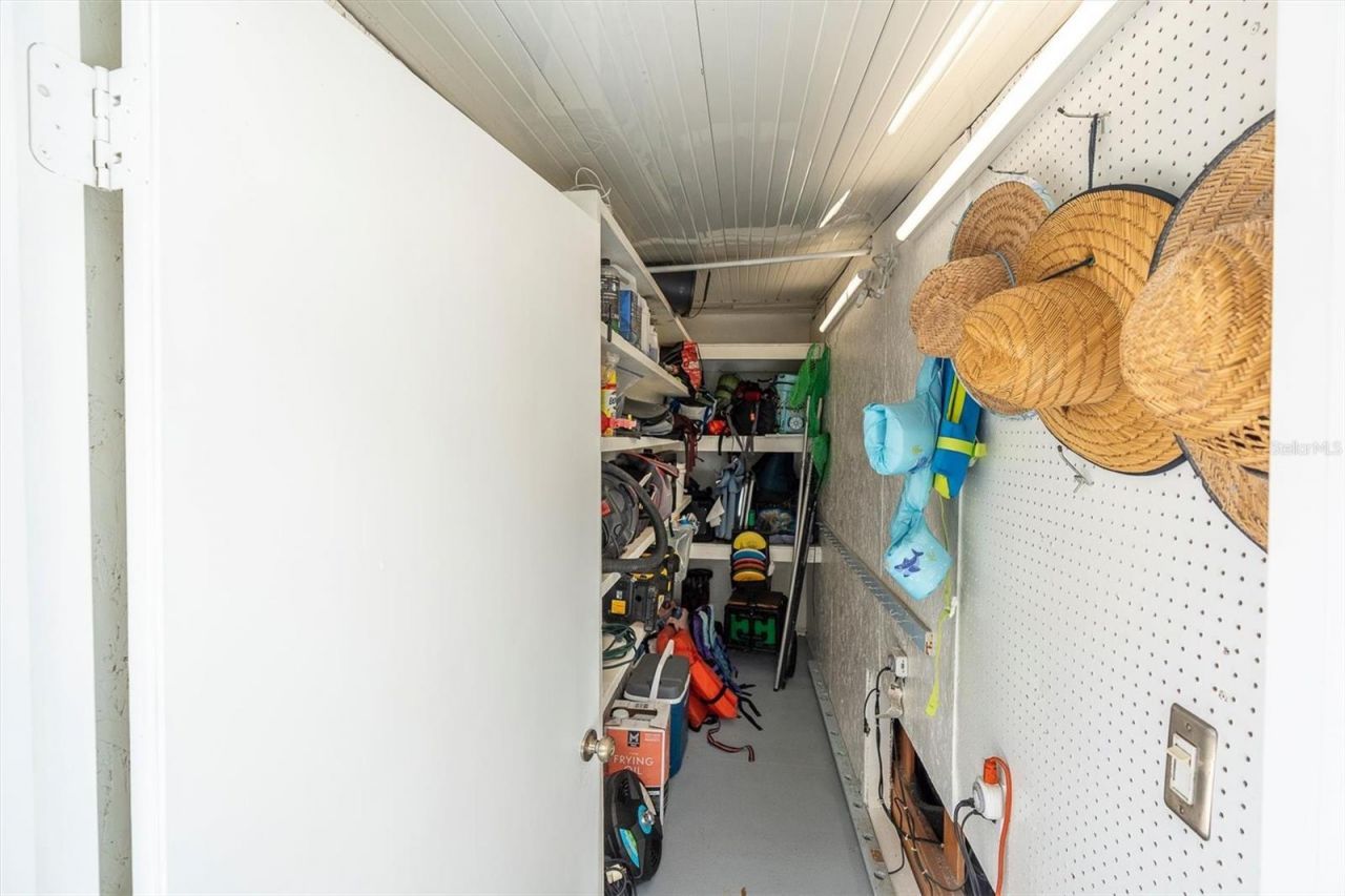 1237 57th Avenue N, Saint Petersburg, FL 33703 Photo