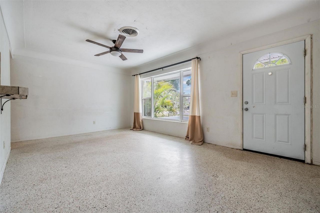 4357 32nd Avenue N, Saint Petersburg, FL 33713 Photo