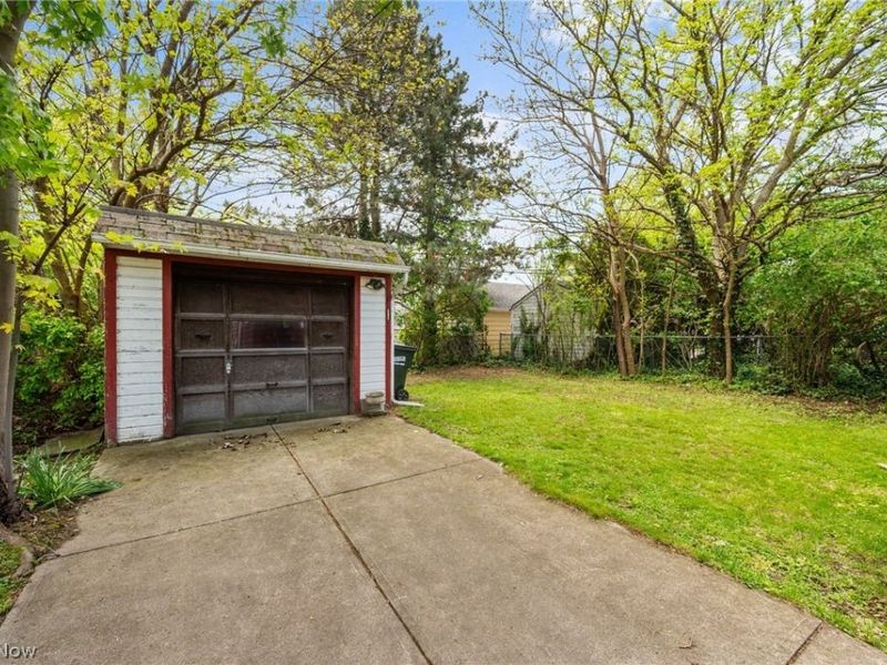 21570 Priday Avenue, Euclid, OH 44123 Photo 21