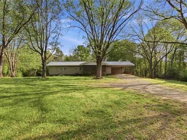 6668 Belton Bridge Road , Lula, GA 30554
