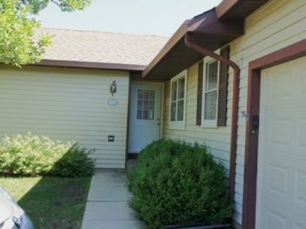 1900 Stanford Drive , Naperville, IL 60565