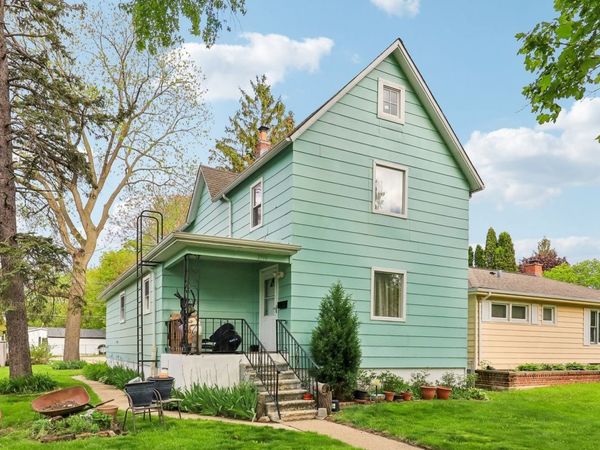2910 Ezekiel Avenue , Zion, IL 60099