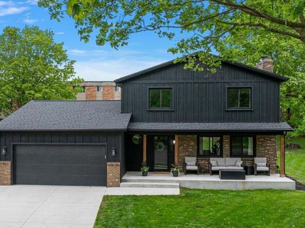 1944 Lenawee Road SE, Grand Rapids, MI 49506
