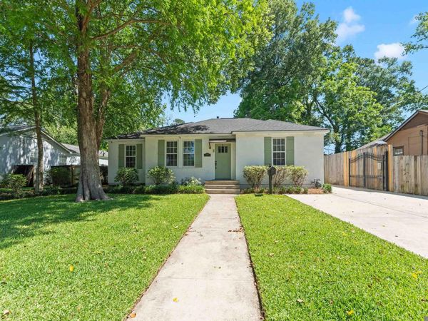 4759 Sweetbriar St, Baton Rouge, LA 70808