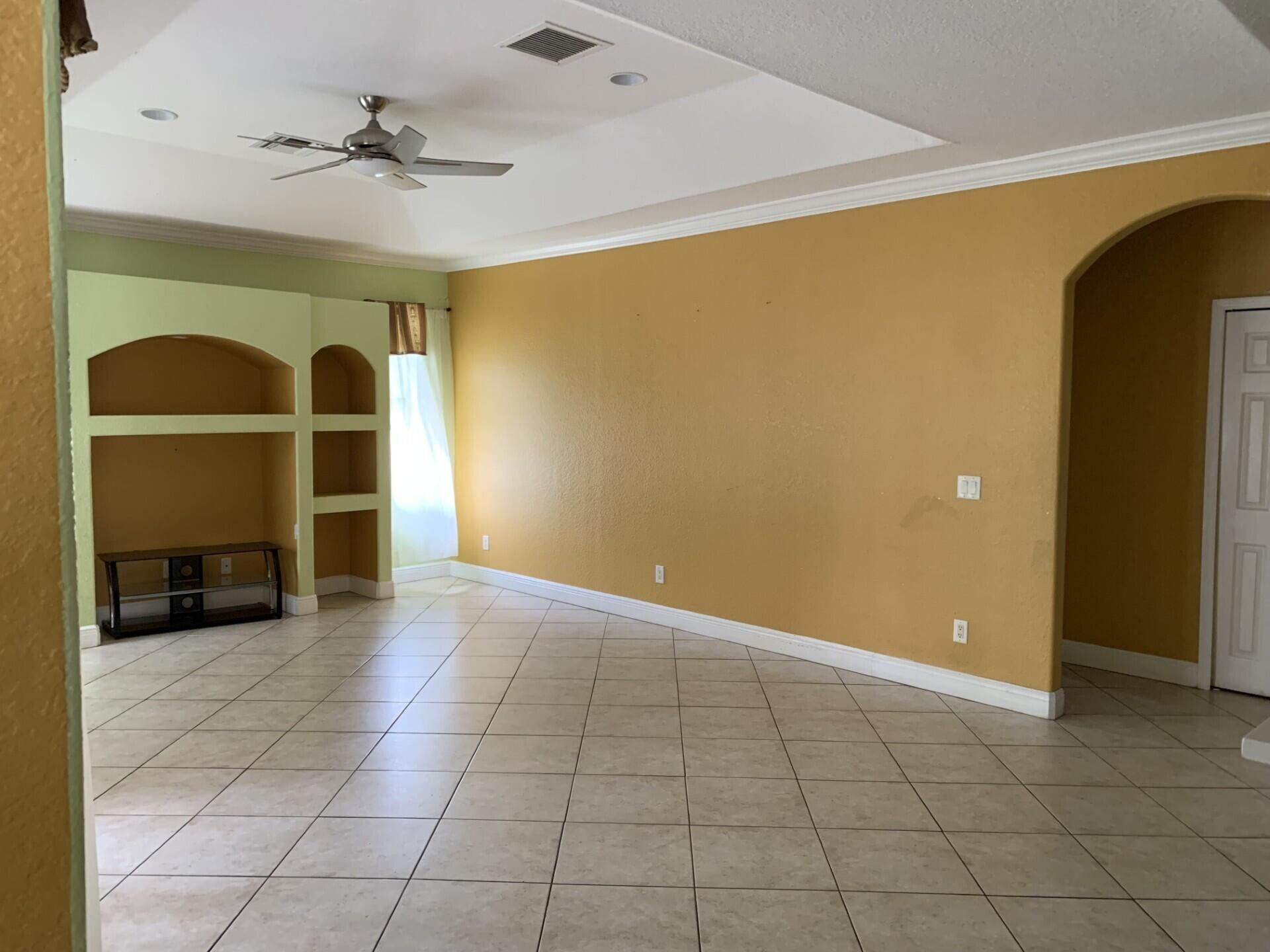 180 SW Oakridge Drive, Port Saint Lucie, FL 34984 Photo