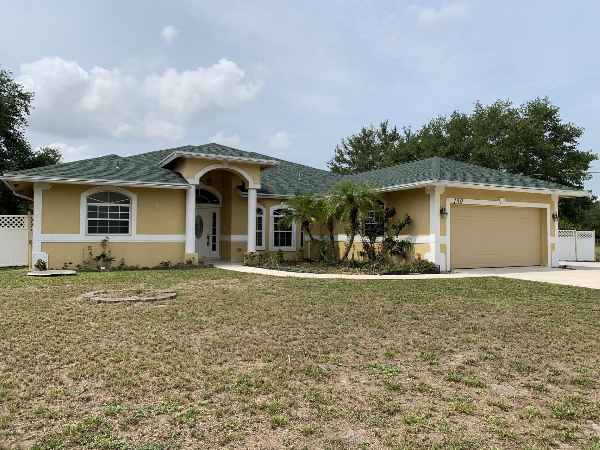 180 SW Oakridge Drive, Port Saint Lucie, FL 34984 Photo