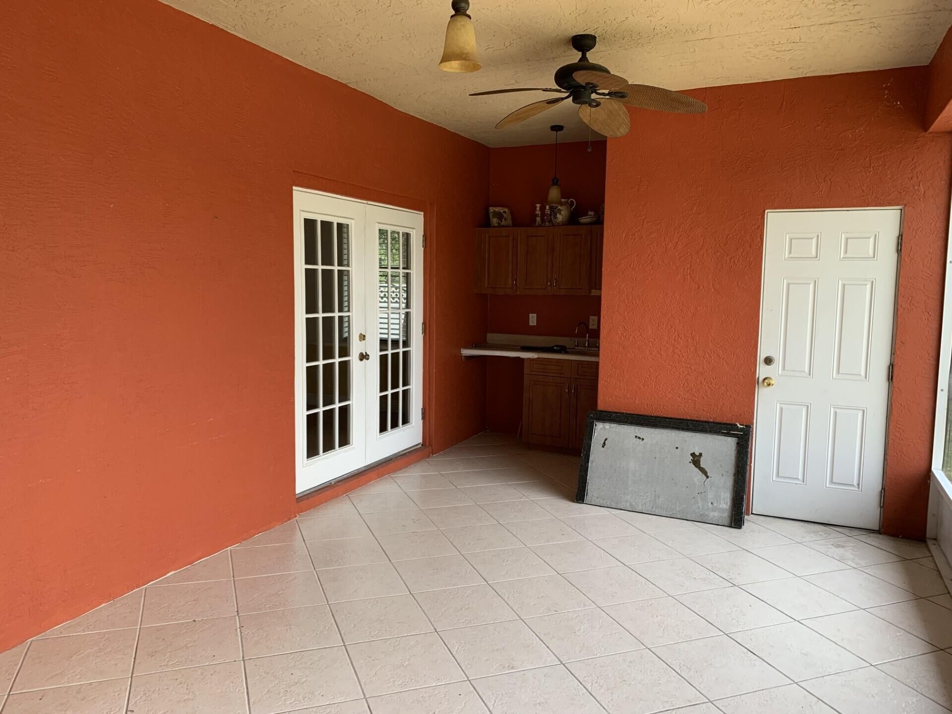 180 SW Oakridge Drive, Port Saint Lucie, FL 34984 Photo