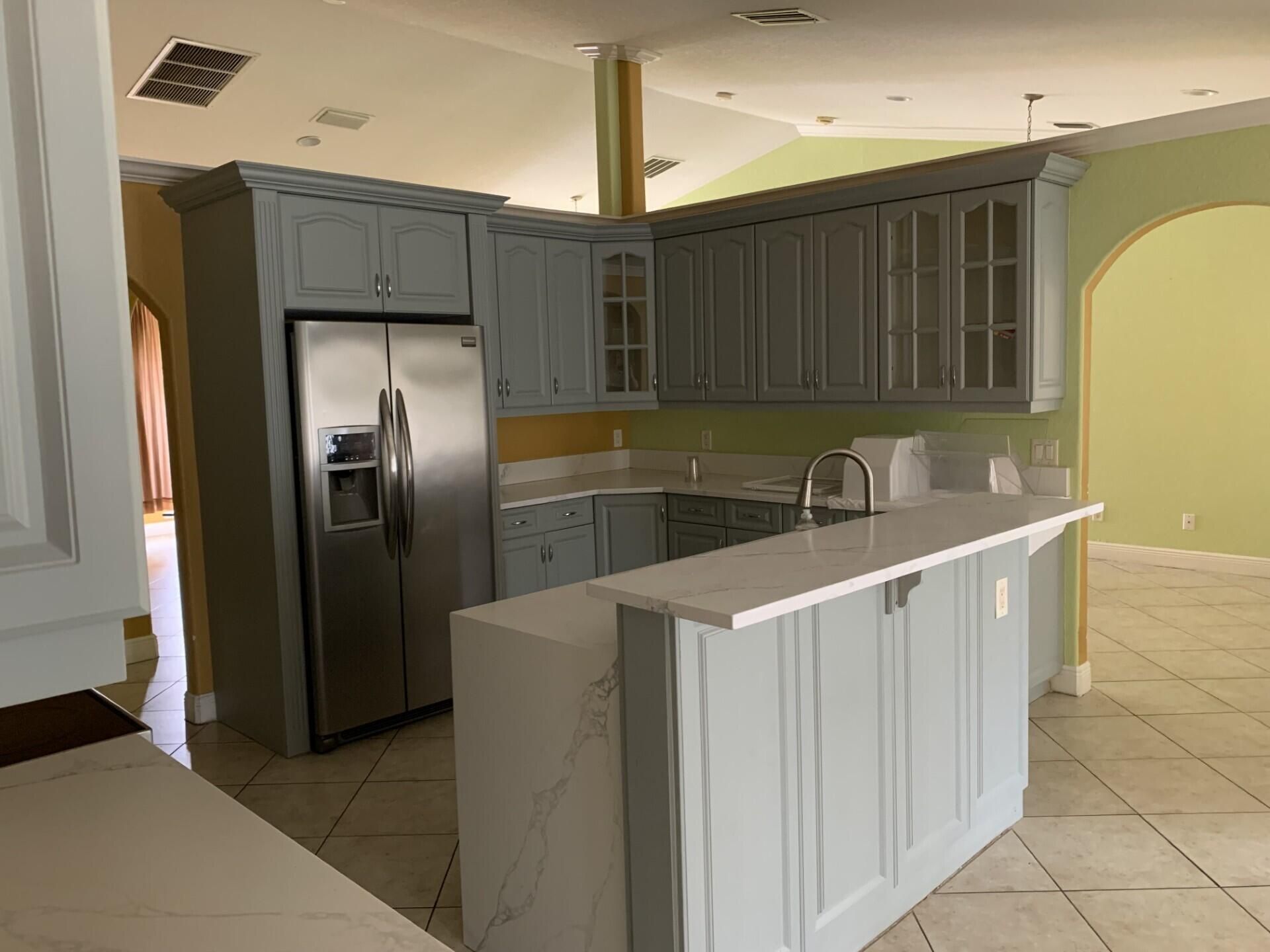 180 SW Oakridge Drive, Port Saint Lucie, FL 34984 Photo