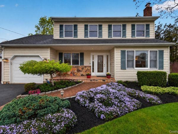 112 Dorchester Road, Ronkonkoma, NY 11779