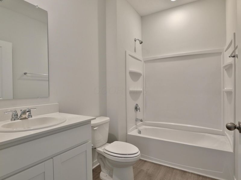 738 Maria Drive , Plain City, OH 43064 Photo 8