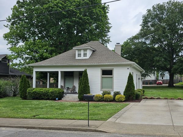 11 Waters Ave , Nashville, TN 37206