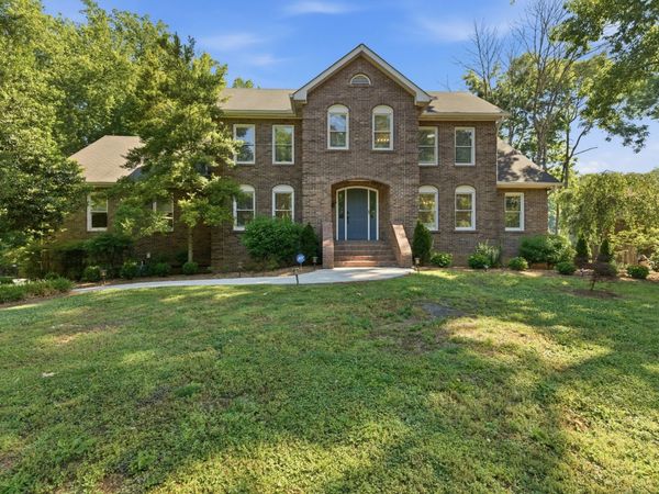 124 Laural Hill Dr , Smyrna, TN 37167