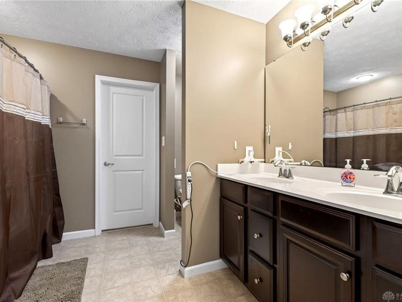 1883 Daffodil Court, Beavercreek Township, OH 45385 Photo 33