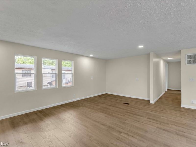 78 Bass Court , Lagrange, OH 44050 Photo 3