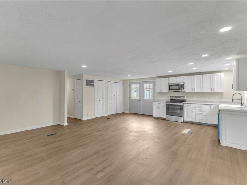 78 Bass Court , Lagrange, OH 44050 Photo 5
