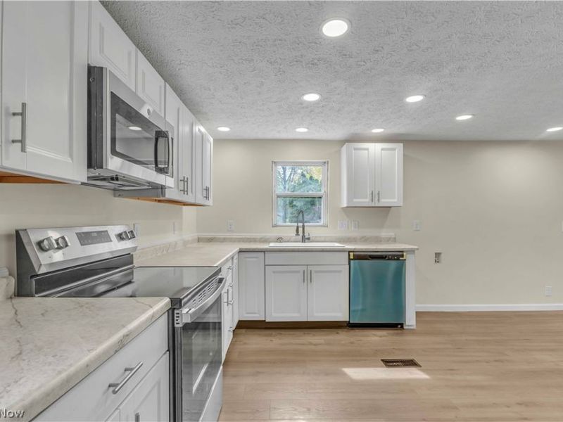 78 Bass Court , Lagrange, OH 44050 Photo 9