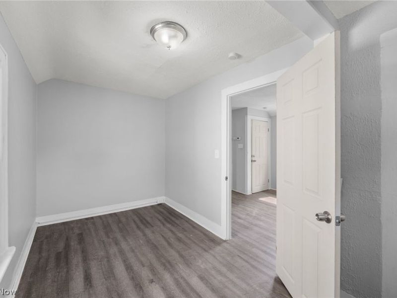 1735 Buhrer Avenue, Cleveland, OH 44109 Photo 26