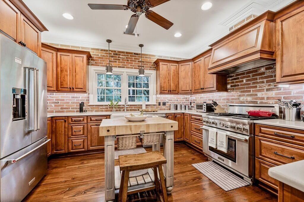 1259 Oatland Lake Drive Photo 4