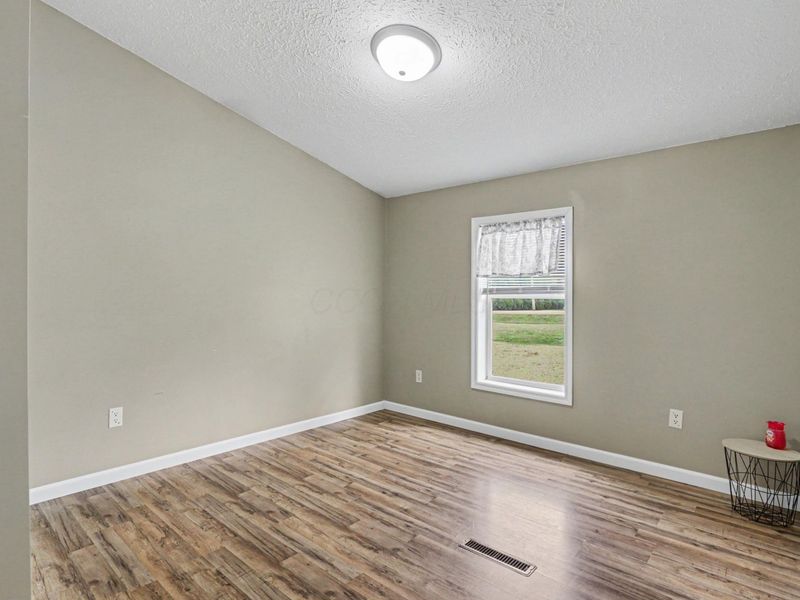 9274 Cincinnati-Zanesville Road SW, Amanda, OH 43102 Photo 18