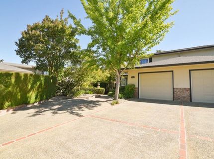 4157-4151 Lucas Ct, Sacramento, CA 95822 Photo