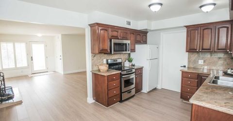 4157-4151 Lucas Ct, Sacramento, CA 95822 Photo