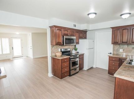 4157-4151 Lucas Ct, Sacramento, CA 95822 Photo