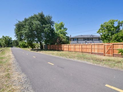 4157-4151 Lucas Ct, Sacramento, CA 95822 Photo