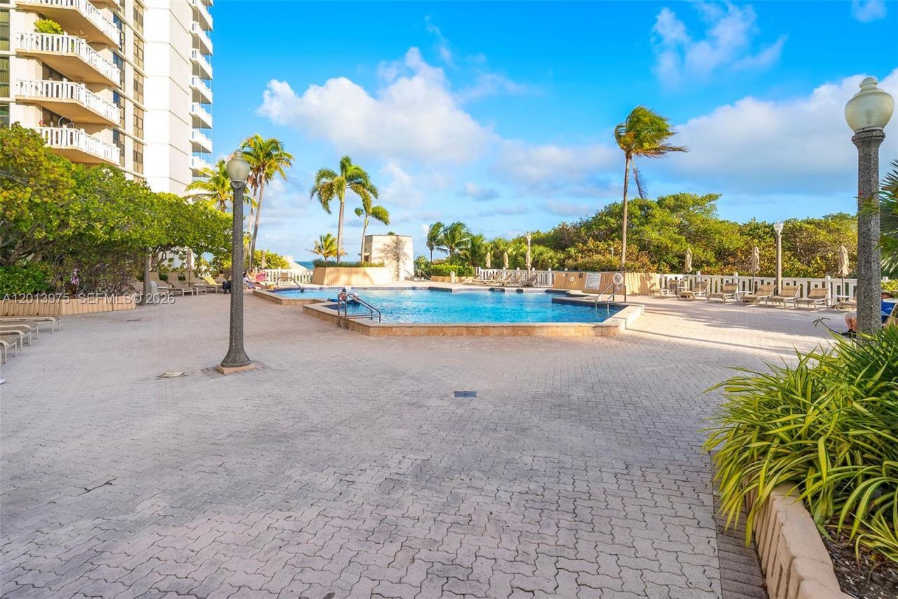 1121 Crandon Blvd, Unit F1203, Key Biscayne, FL 33149 Photo