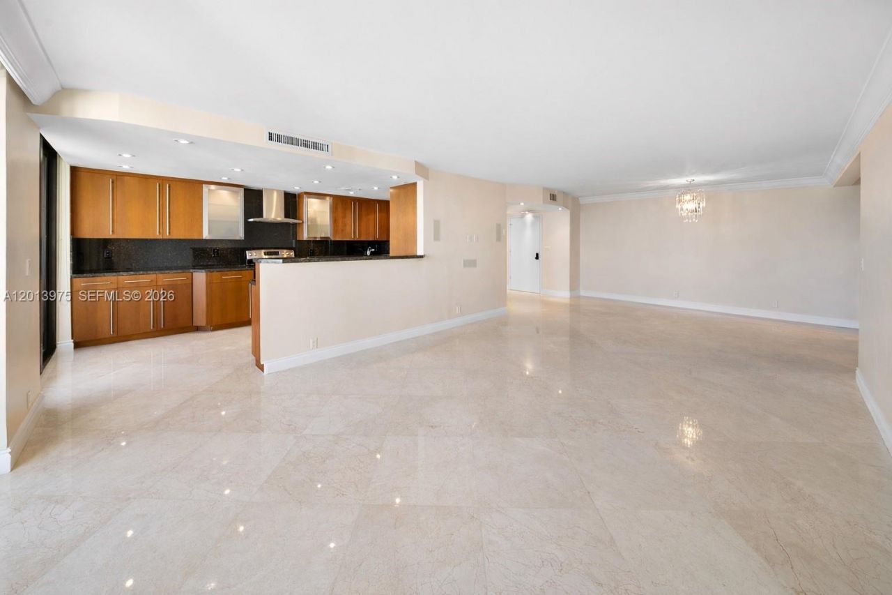 1121 Crandon Blvd, Unit F1203, Key Biscayne, FL 33149 Photo