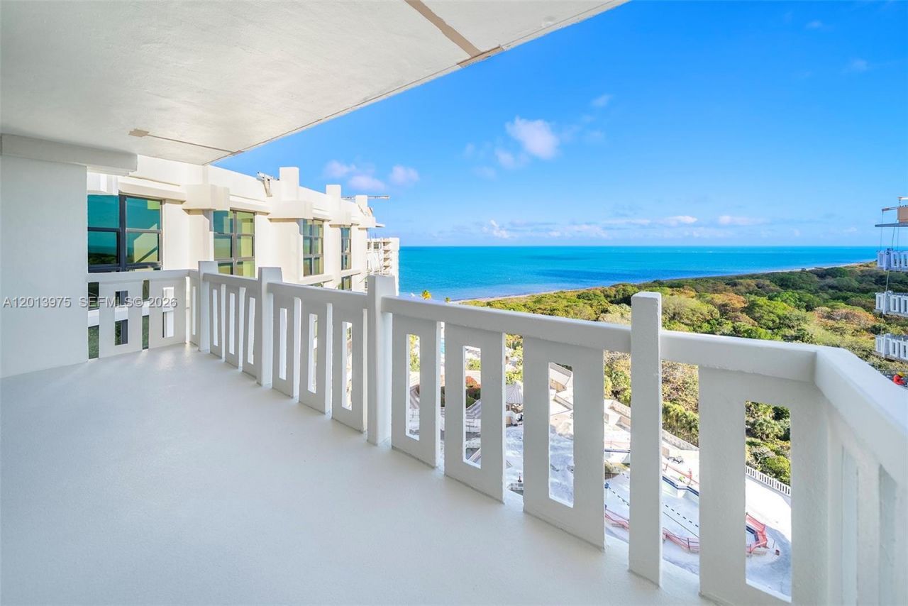 1121 Crandon Blvd, Unit F1203, Key Biscayne, FL 33149 Photo