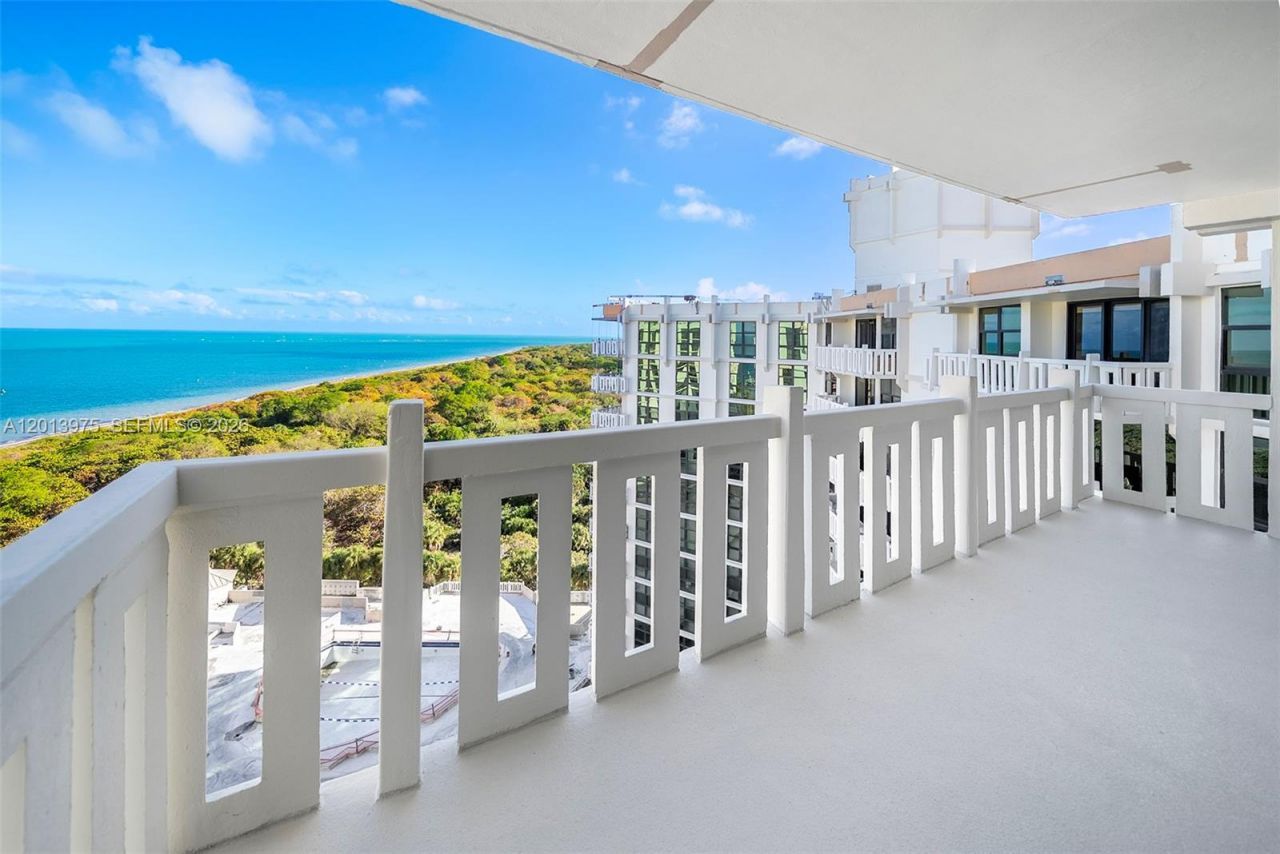 1121 Crandon Blvd, Unit F1203, Key Biscayne, FL 33149 Photo