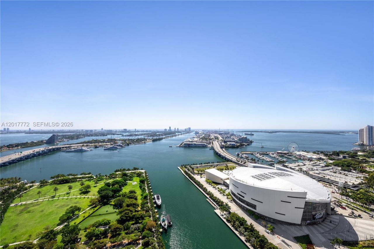 900 Biscayne Blvd , Unit 4205, Miami, FL 33132 Photo