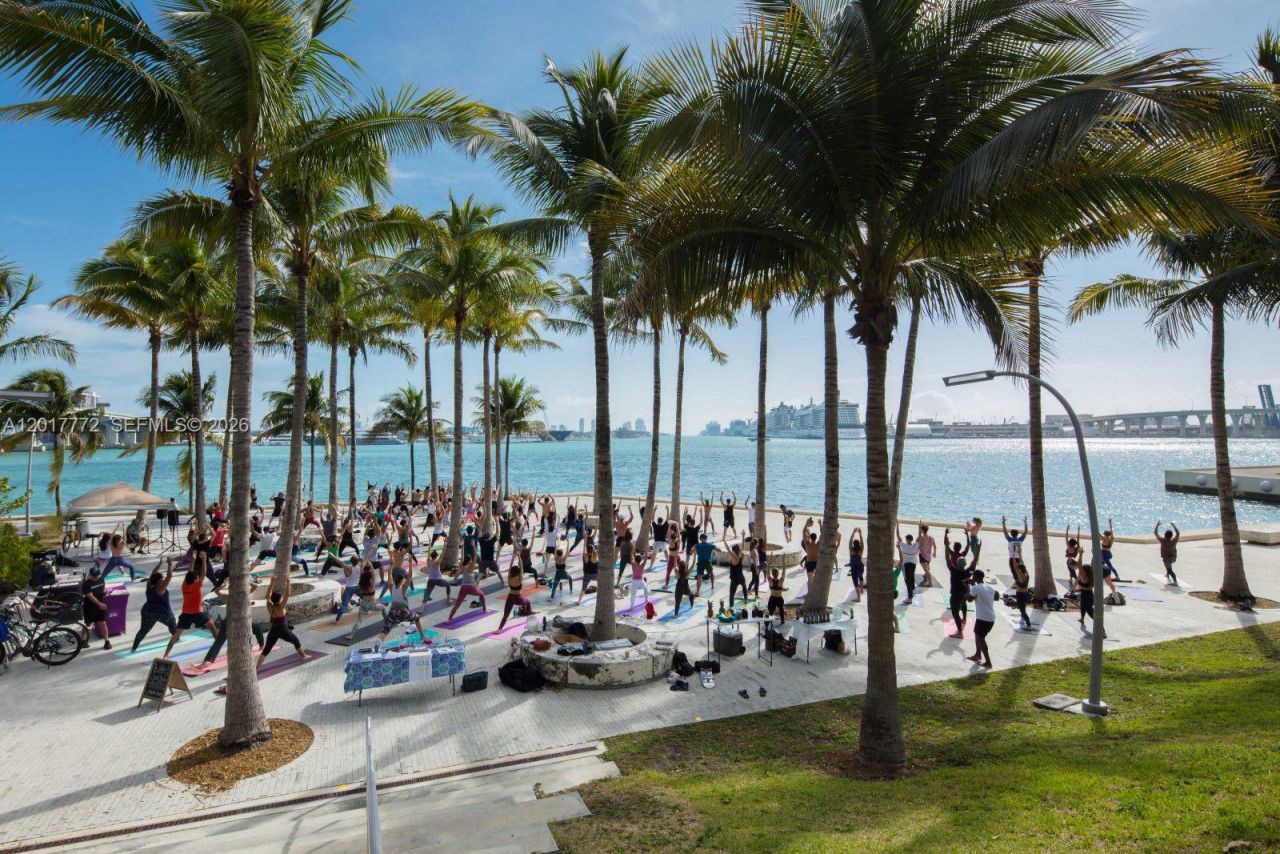 900 Biscayne Blvd , Unit 4205, Miami, FL 33132 Photo