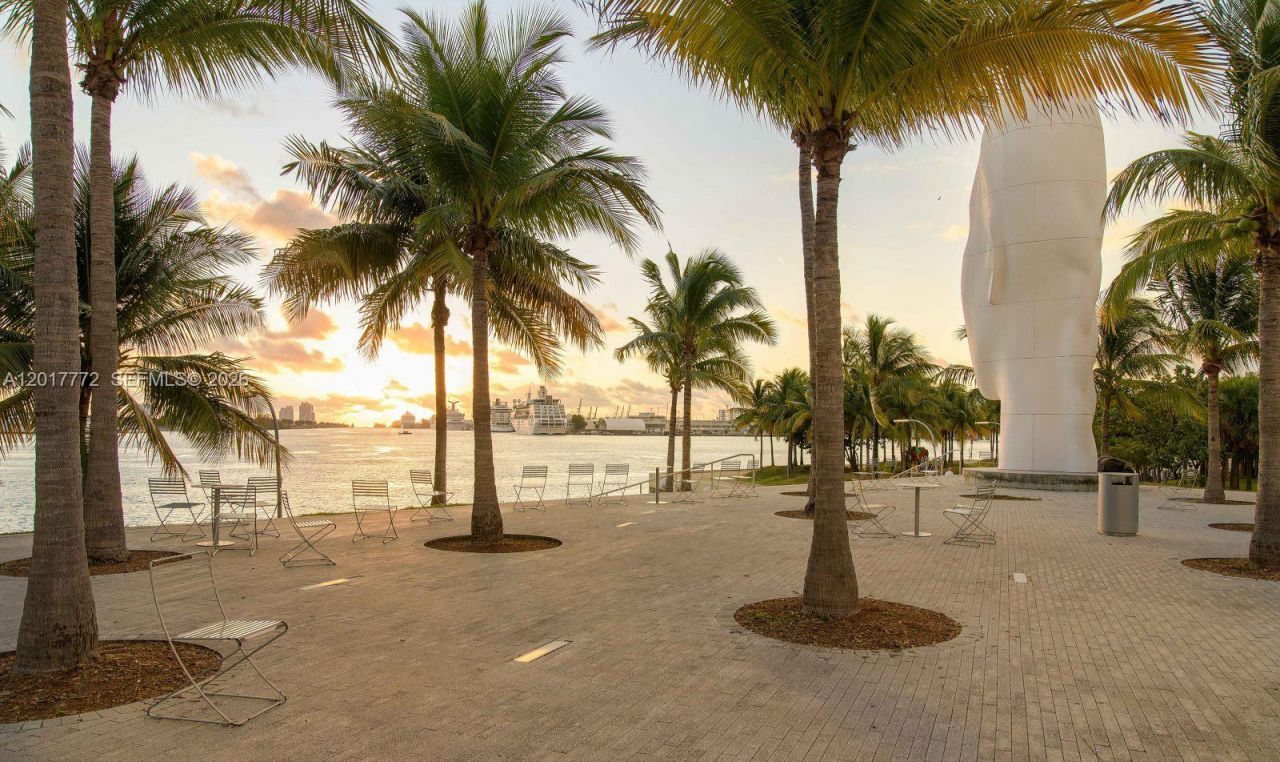 900 Biscayne Blvd , Unit 4205, Miami, FL 33132 Photo