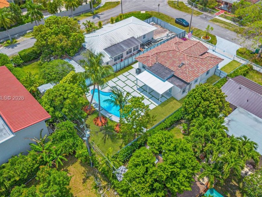 Property Image 37
