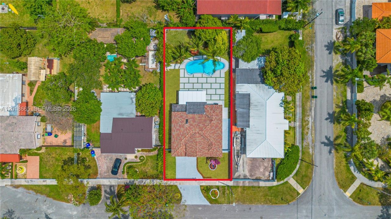 3111 SW 15th St, Miami, FL 33145 Photo