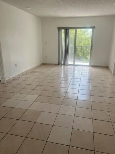 6965 Harding Ave , Unit 305, Miami Beach, FL 33141 Photo