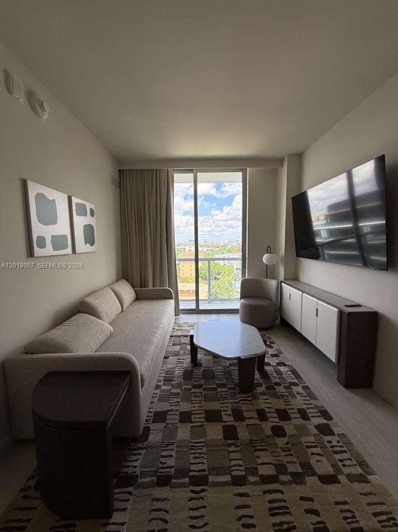1611 SW 2nd Ave, Unit 911, Miami, FL 33129 Photo