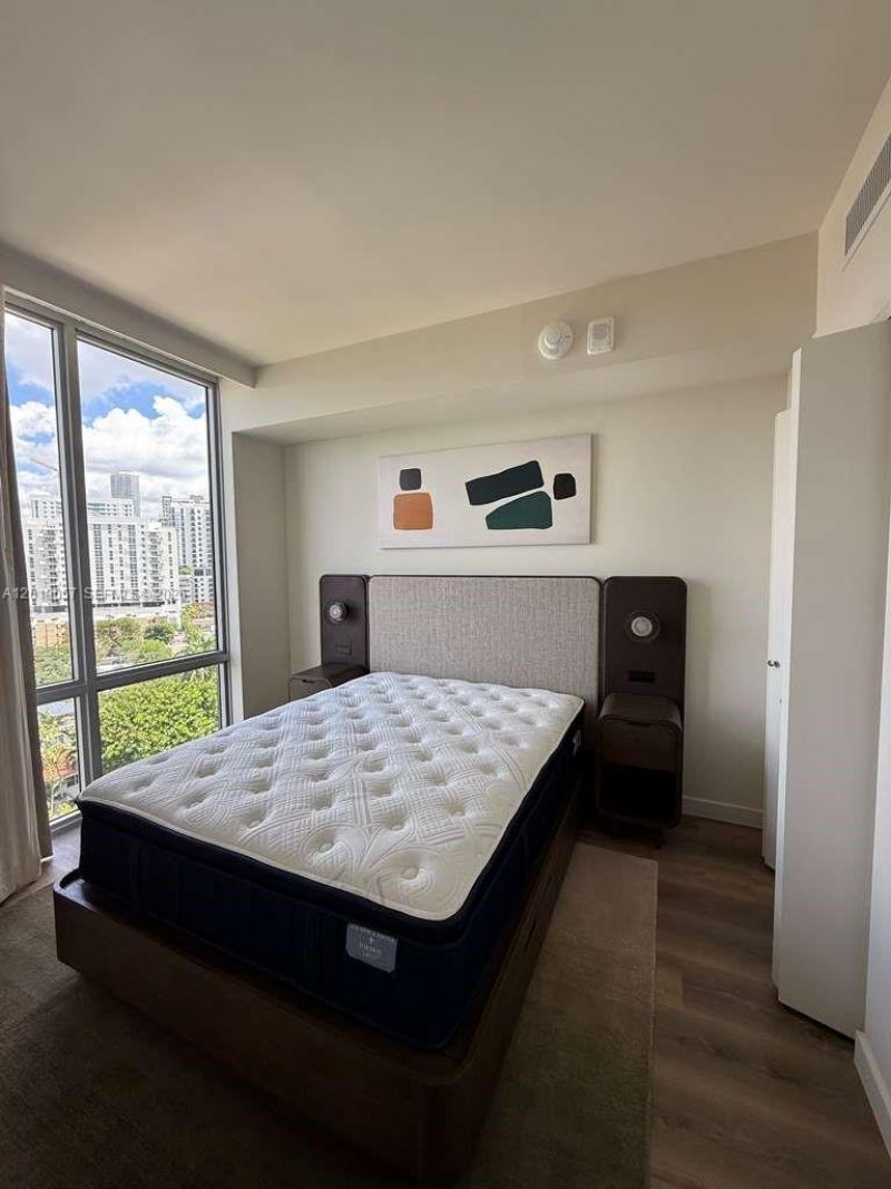 1611 SW 2nd Ave, Unit 911, Miami, FL 33129 Photo