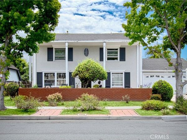20122 Riverside Drive, Newport Beach, CA 92660
