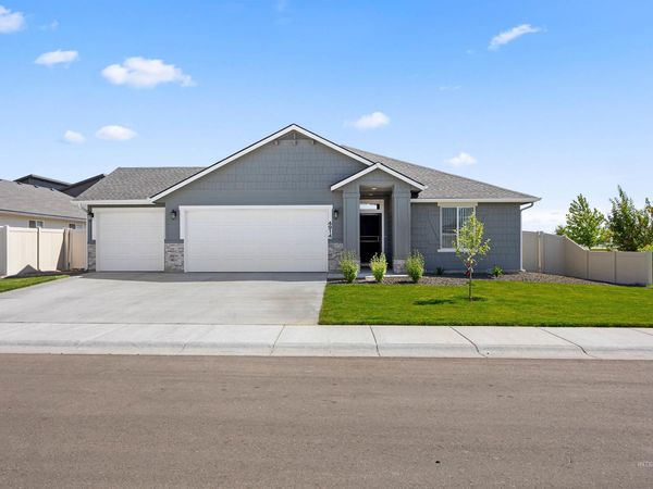 4914 Endicott Dr, Caldwell, ID 86605