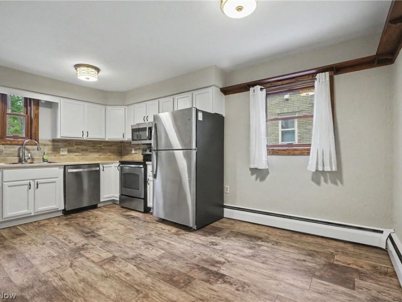 116 Melbourne Avenue, Akron, OH 44313 Photo 8