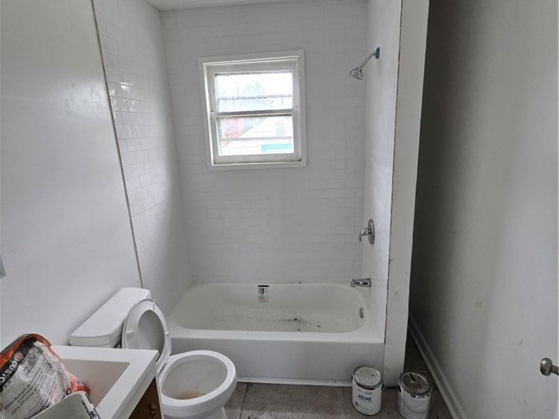 4285 E 162nd Street, Cleveland, OH 44128 Photo 12