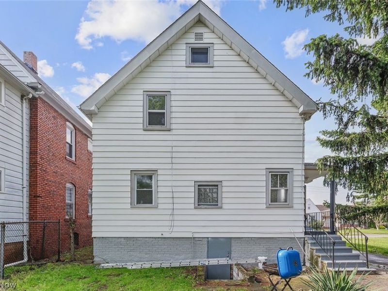 4512 Oak Park Avenue, Unit 1/DN, Cleveland, OH 44109 Photo 17
