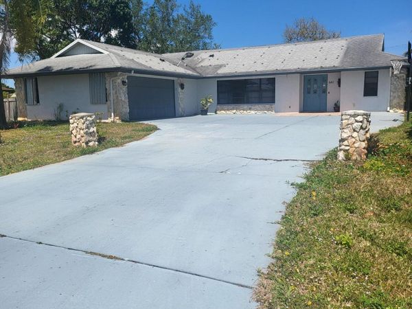 641 NW Billiar Avenue, Port St. Lucie, FL 34983