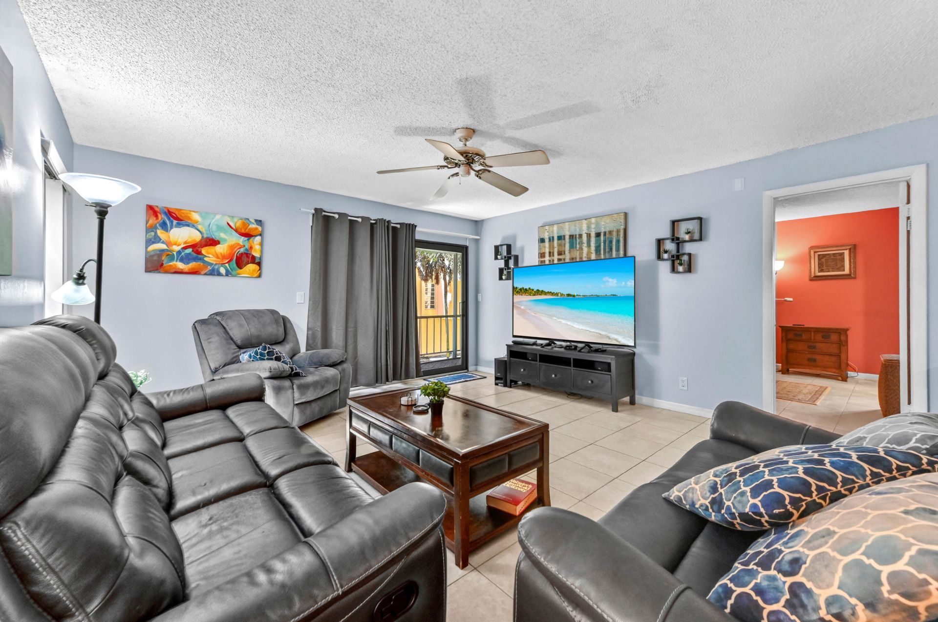 430 Commodore Drive, Unit 217, Plantation, FL 33325 Photo