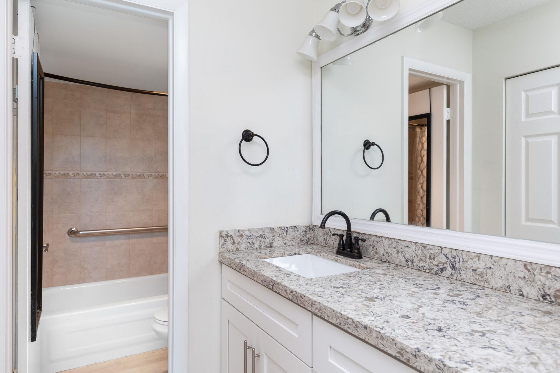 9200 Lime Bay Boulevard, Unit 115, Tamarac, FL 33321 Photo