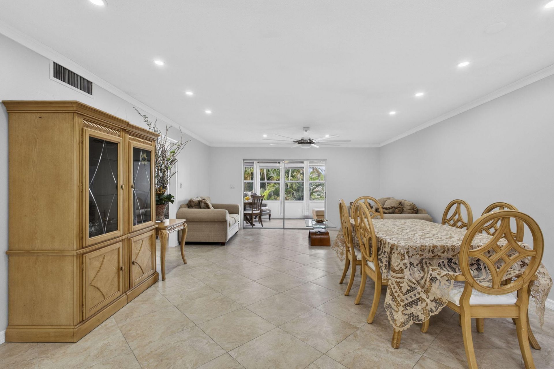 59 Plymouth G, West Palm Beach, FL 33417 Photo