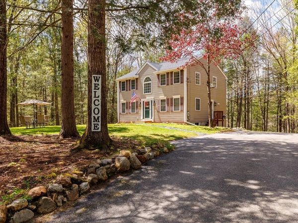 23 Birches Rd, Hubbardston, MA 01452