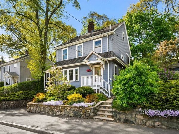 76 Elm St, Medford, MA 02155